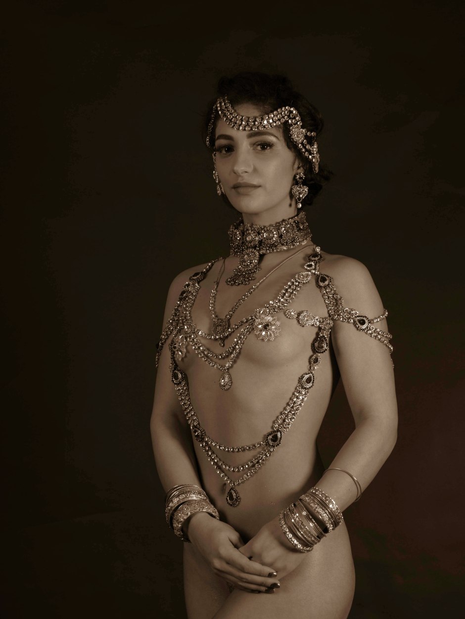 20170121-mischkah-black-and-white-jewellery-006